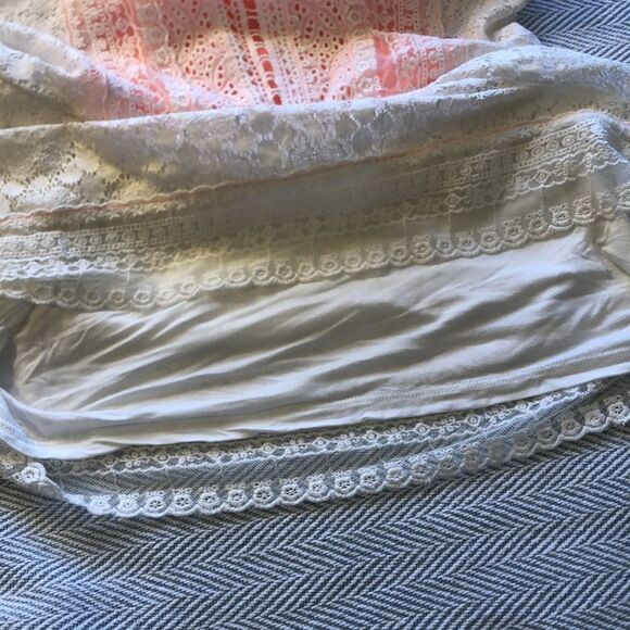 ANTHROPOLOGY One September Small Lace Peplum Sleeveless Top. Preworn, Used - Picture 13 of 16